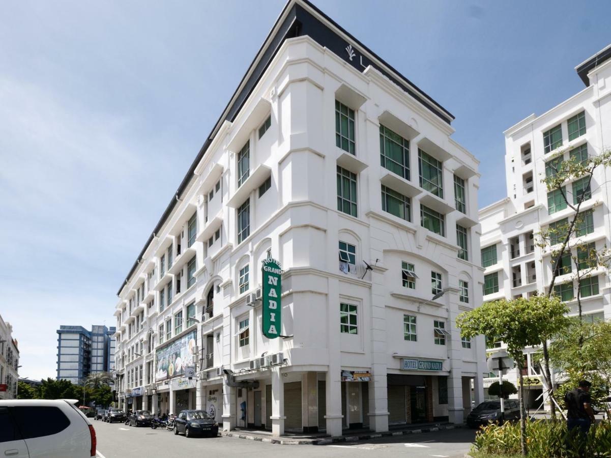 Oyo 892 Hotel Grand Nadia Labuan Ngoại thất bức ảnh