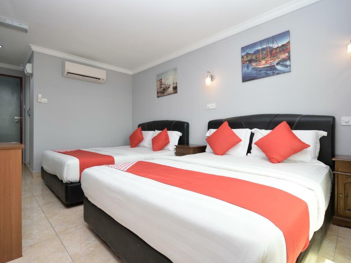 Oyo 892 Hotel Grand Nadia Labuan Ngoại thất bức ảnh